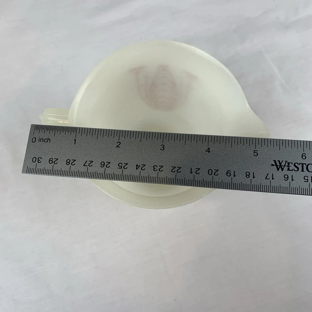 Vtg Tupperware 2 Cup Measuring Pitcher #134-2 Made In USA Red Lettering